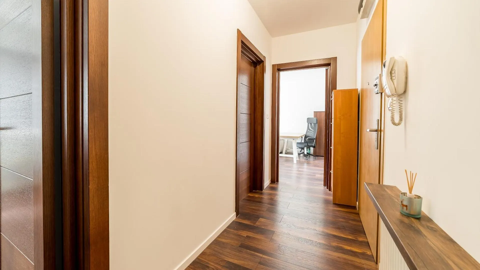 Warta River Homely Apartment Poznan